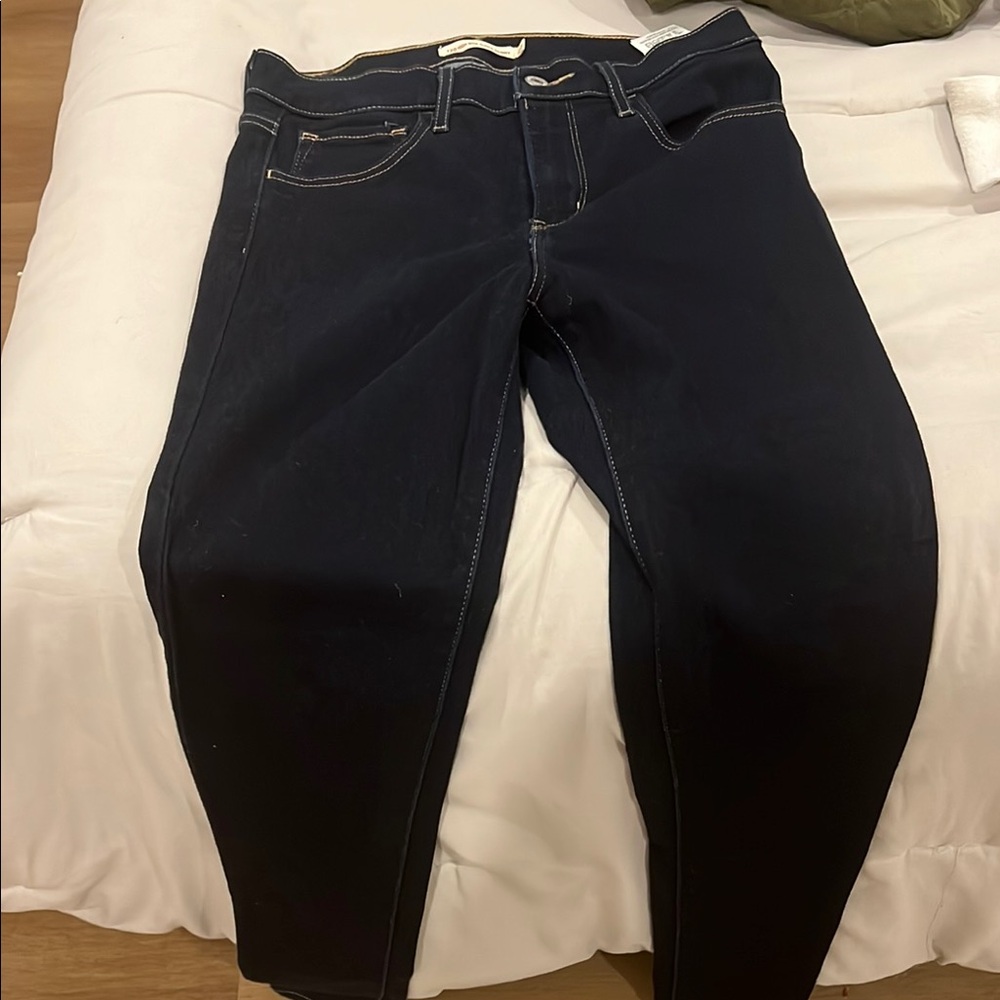 720 high rise super skinny 
Women's Black Levi’s Jeans